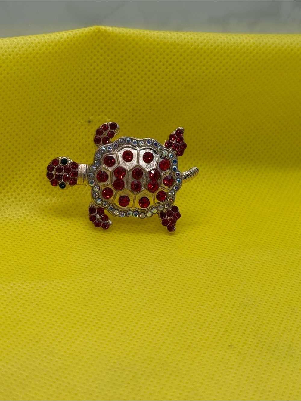 NWT RED Silver Rhinestone Turtle Brooch - Red Crystal Accent - Picture 4 of 5